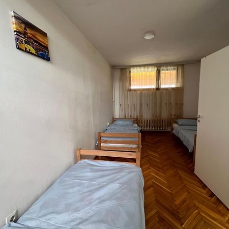 Prishtina Dardania Apartment Prishtine Bagian luar foto